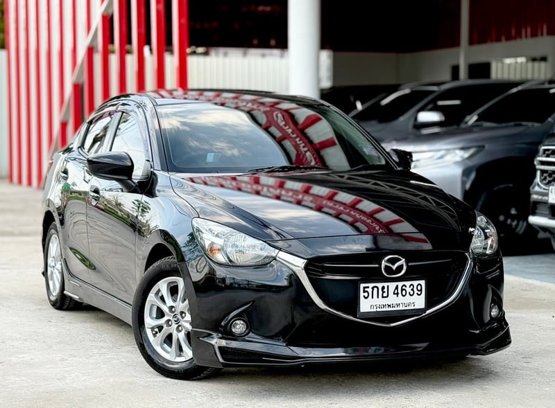 Mazda 2 Skyactiv 1.3 High Connect มือเดียว ไม่เคยชน