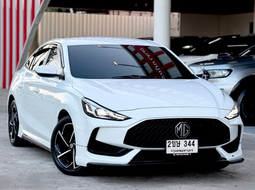 MG 5 1.5D รองTop มือเดียว ไม่เคยชน สีสวย ไมล์น้อย