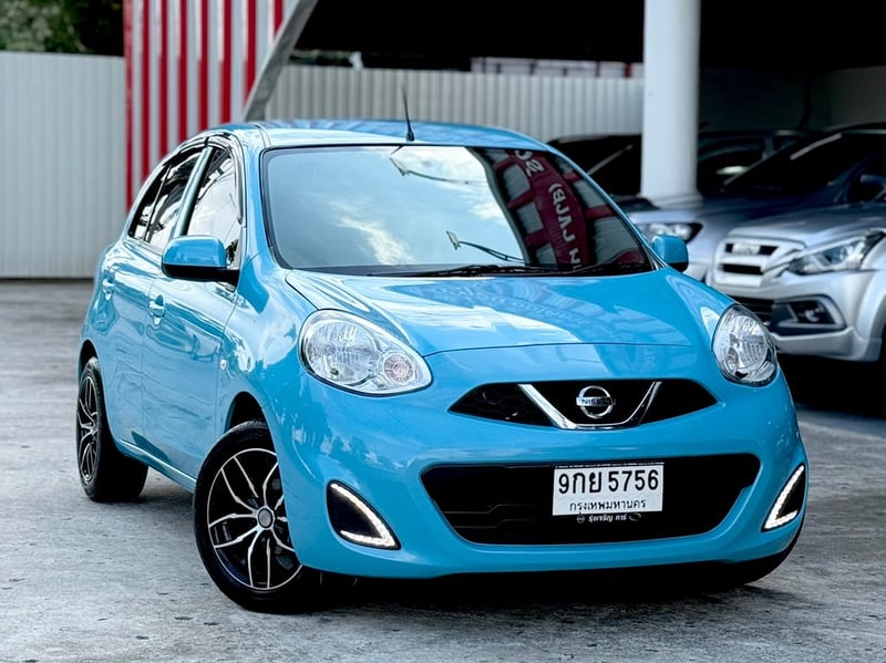Nissan March 1.2EL (MNC) มือเดียว สวยจัด ไม่เคยชนเลย