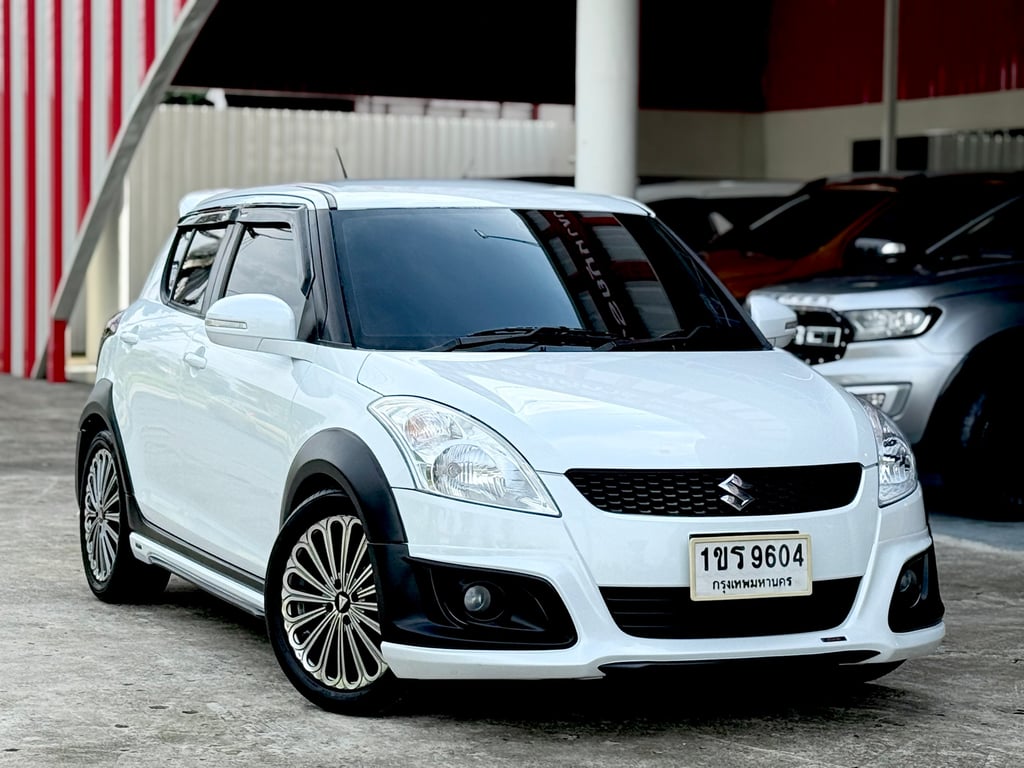 Suzuki Swift 1.2GLX มือเดียว เเต่งสวย ภายในสด ช่วงล่างแน่น Suzuki Swift 1.2GLX มือเดียว เเต่งสวย ภายในสด ช่วงล่างแน่น