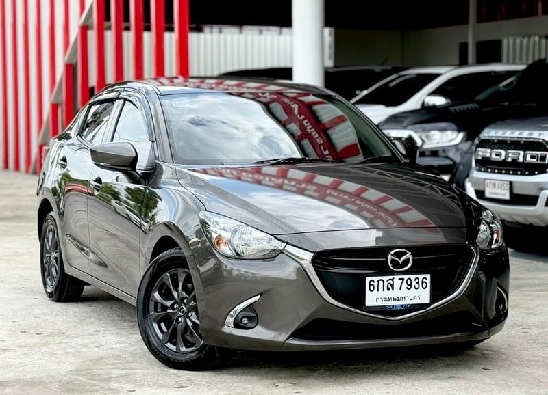 Mazda2 1.3 High Connect ไมเนอร์เช้นจ์ มือเดียว ไม่เคยชน