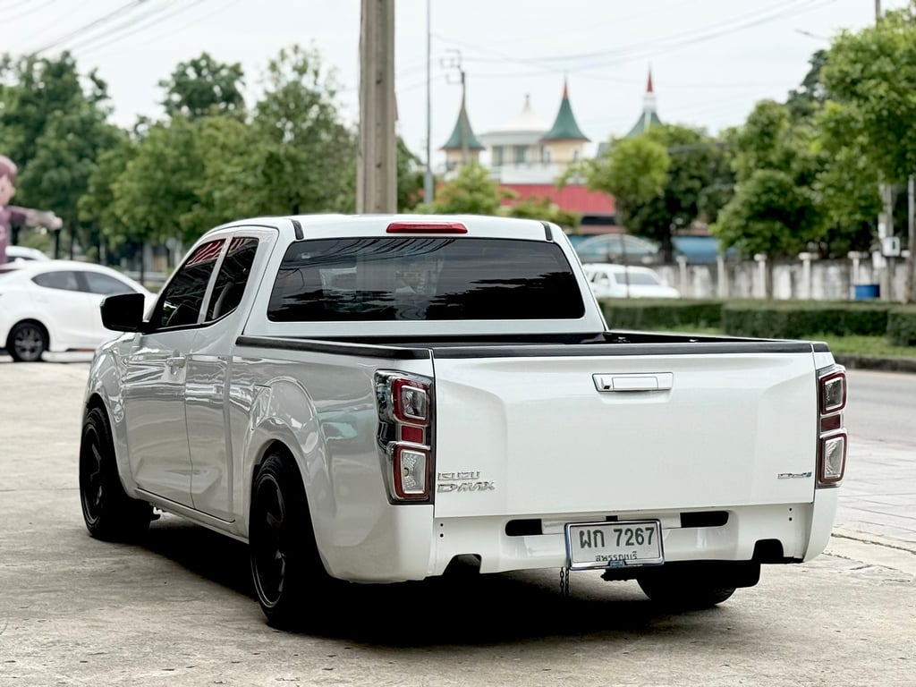 Isuzu Dmax 1.9 Ddi S Spacecab (MNC) มือเดียว แต่งสวย Isuzu Dmax 1.9 Ddi S Spacecab (MNC) มือเดียว แต่งสวย