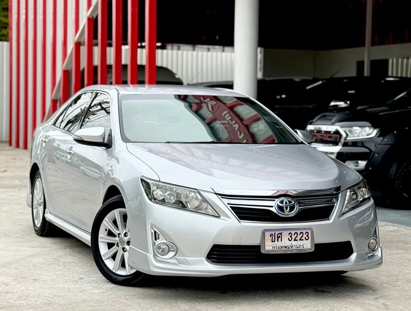 Camry 2.5 Hybrid แบตHybridเปลี่ยนแล้วแท้ๆที่ศูนย์