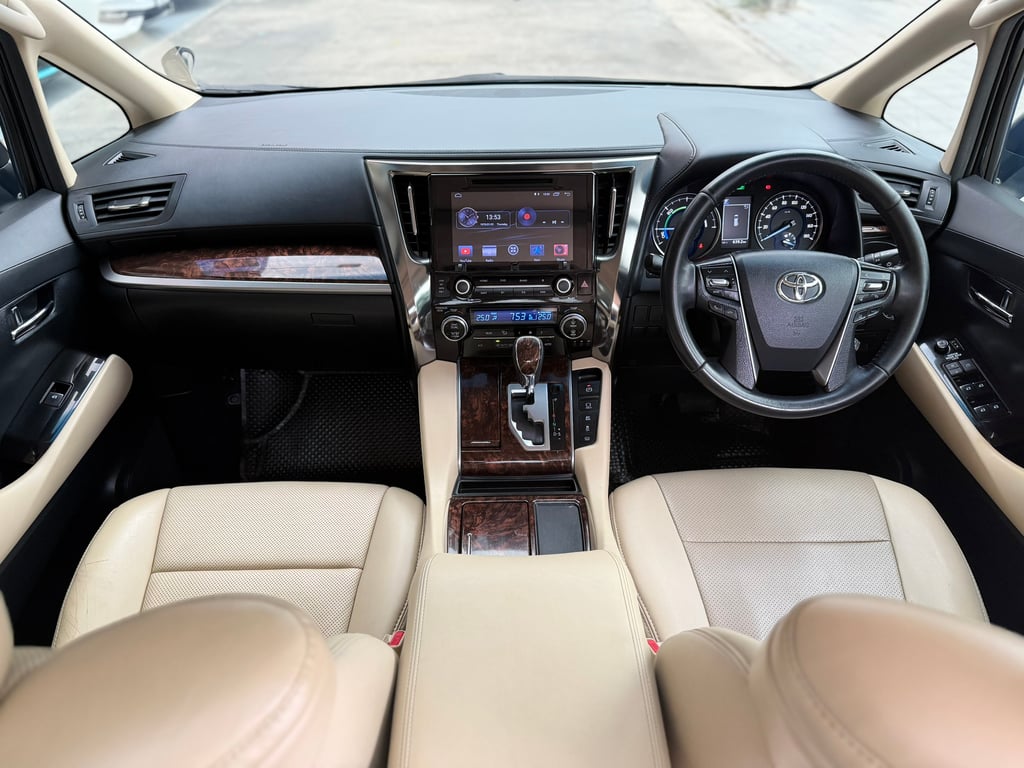 Toyota Alphard 2.5 Hybrid X E-Four ขับ4WD มือเดียว