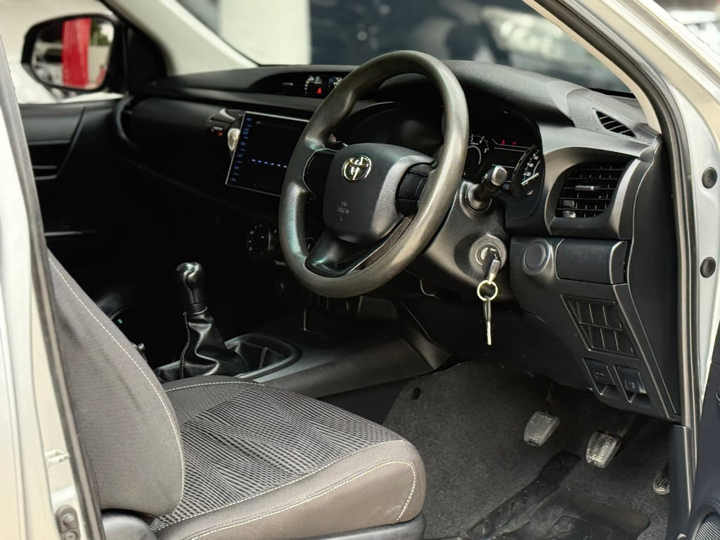 Revo 2.4 Smart CAB มือเดียว ไม่เคยชน สภาพสมบูรณ์