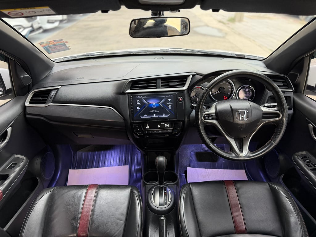 Honda BRV 1.5SV Top มือเดียว ไมเนอร์เช้นจ์แล้ว ไม่เคยชน Honda BRV 1.5SV Top มือเดียว ไมเนอร์เช้นจ์แล้ว ไม่เคยชน