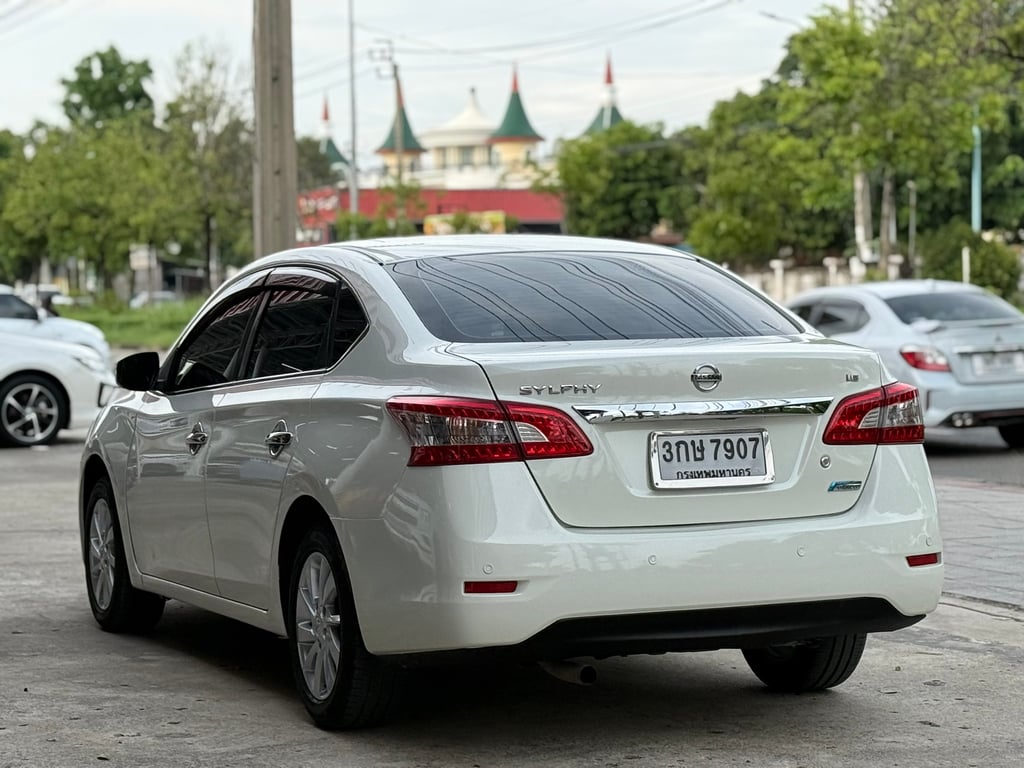 Nissan Sylphy 1.6V สีสวย ภายในสะอาด ช่วงล่างสมบูรณ์