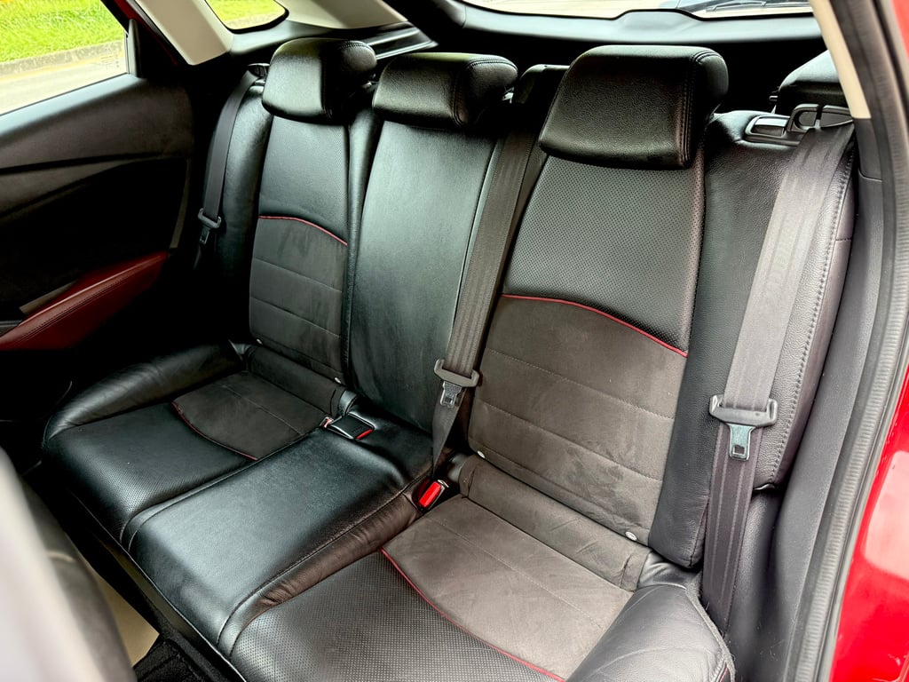 Mazda CX-3 2.0SP มือเดียว ไม่เคยชน เล่มชุดโอนครบ Mazda CX-3 2.0SP มือเดียว ไม่เคยชน เล่มชุดโอนครบ