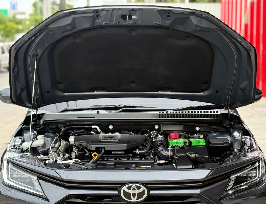 Yaris Ativ 1.2 Sport มือเดียว เดิมทั้งคัน ไม่เคยชนแม้แต่นิด Yaris Ativ 1.2 Sport มือเดียว เดิมทั้งคัน ไม่เคยชนแม้แต่นิด