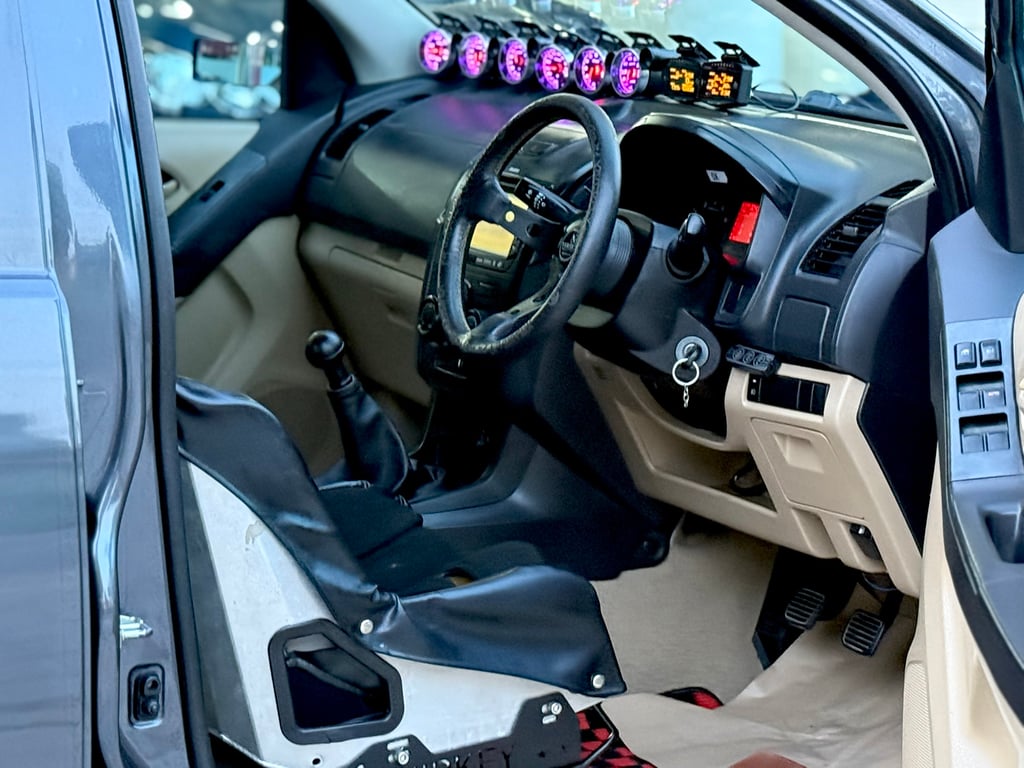 ISUZU Dmax 4ประตู ของแต่งร่วม 2แสน ยกให้หมด พร้อมซิ่ง