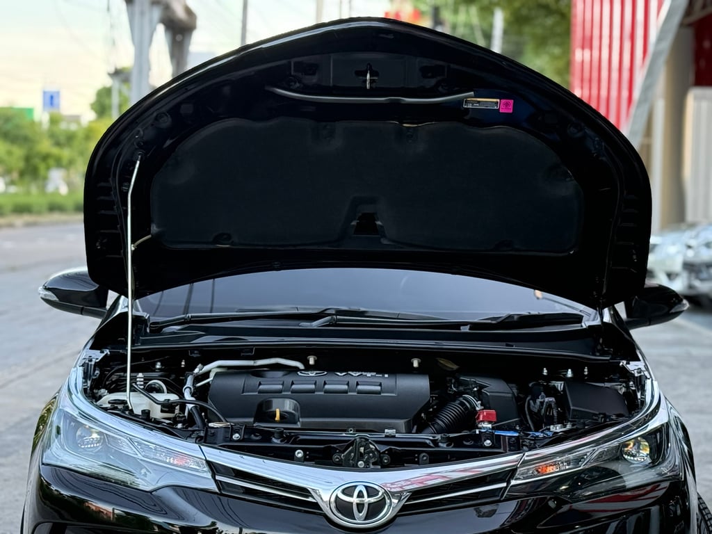 Toyota Altis 1.8 ESport รถสวยเดิม ไมเนอร์เช้นจ์แล้ว(ตัวสุดท้าย) Toyota Altis 1.8 ESport รถสวยเดิม ไมเนอร์เช้นจ์แล้ว(ตัวสุดท้าย)