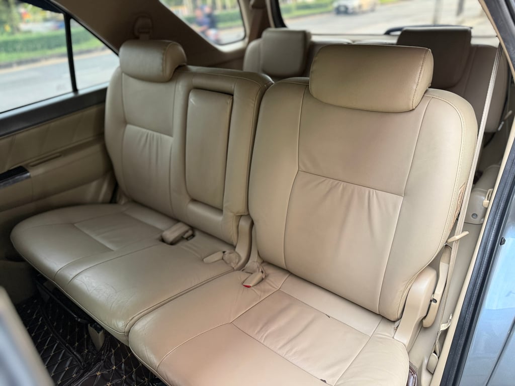 Toyota Fortuner 3.0V 4WD  มือเดียว แต่งสวย แม็ก+ยางใหม่พึ่งใส่