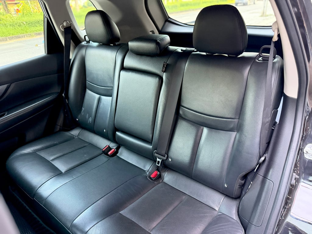 Nissan X-Trail 2.0V Hybrid ขับ4WD แบตยังมีประกันศูนย์เหลือ Nissan X-Trail 2.0V Hybrid ขับ4WD แบตยังมีประกันศูนย์เหลือ