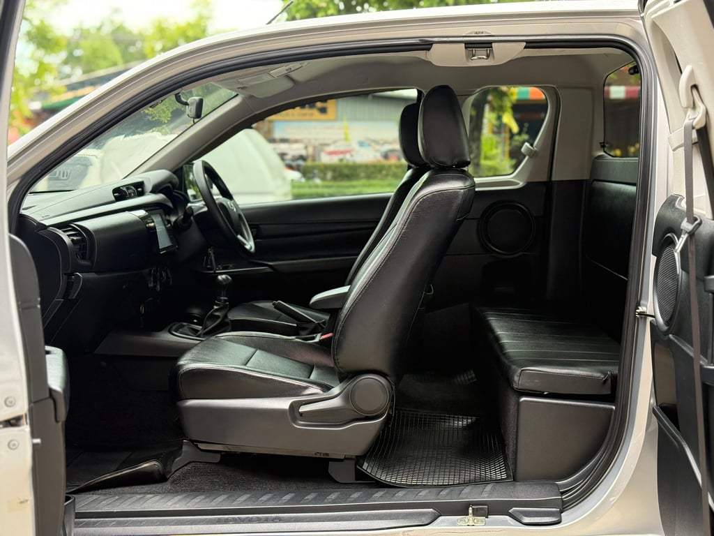 Toyota Revo 2.4 Z-Edition มือเดียว ไมเนอร์เช้นจ์แล้ว