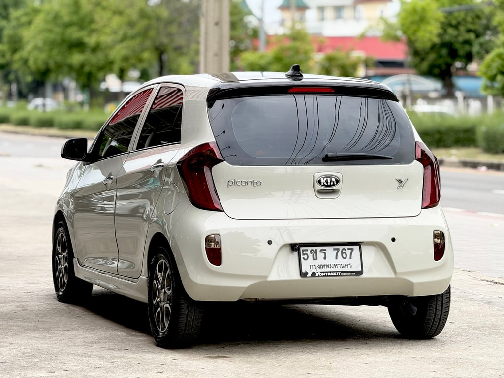 KIA Picanto 1.2EX Top มีป.1เหลือ สภาพยังใหม่ ไม่เคยชน KIA Picanto 1.2EX Top มีป.1เหลือ สภาพยังใหม่ ไม่เคยชน