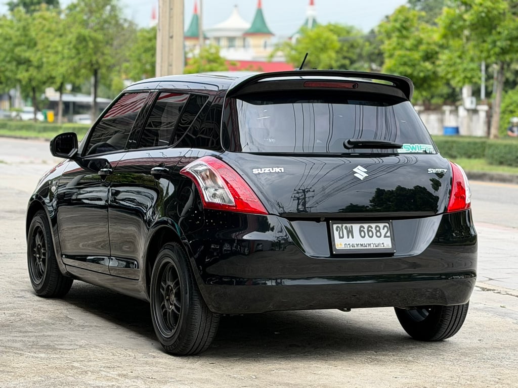 Suzuki Swift 1.2GL เกียร์MT มือเดียว ปุ่มสตาท ติดจอAndroid Suzuki Swift 1.2GL เกียร์MT มือเดียว ปุ่มสตาท ติดจอAndroid