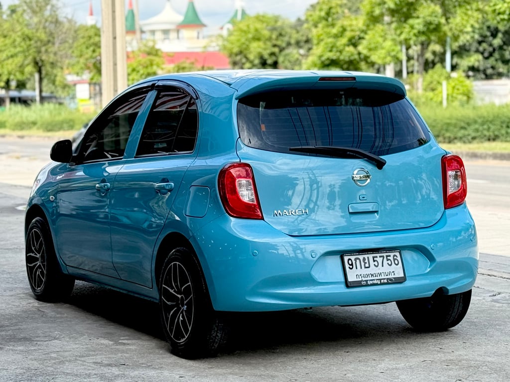 Nissan March 1.2EL (MNC) มือเดียว สวยจัด ไม่เคยชนเลย Nissan March 1.2EL (MNC) มือเดียว สวยจัด ไม่เคยชนเลย