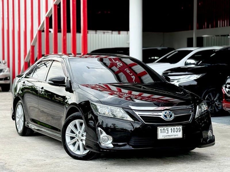 Camry 2.5 Hybrid มือเดียว แบตHybridเปลี่ยนแล้ว