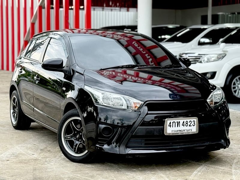 Yaris 1.2E มือเดียว ไม่เคยชน น็อตไม่ขยับ ไมล์น้อย