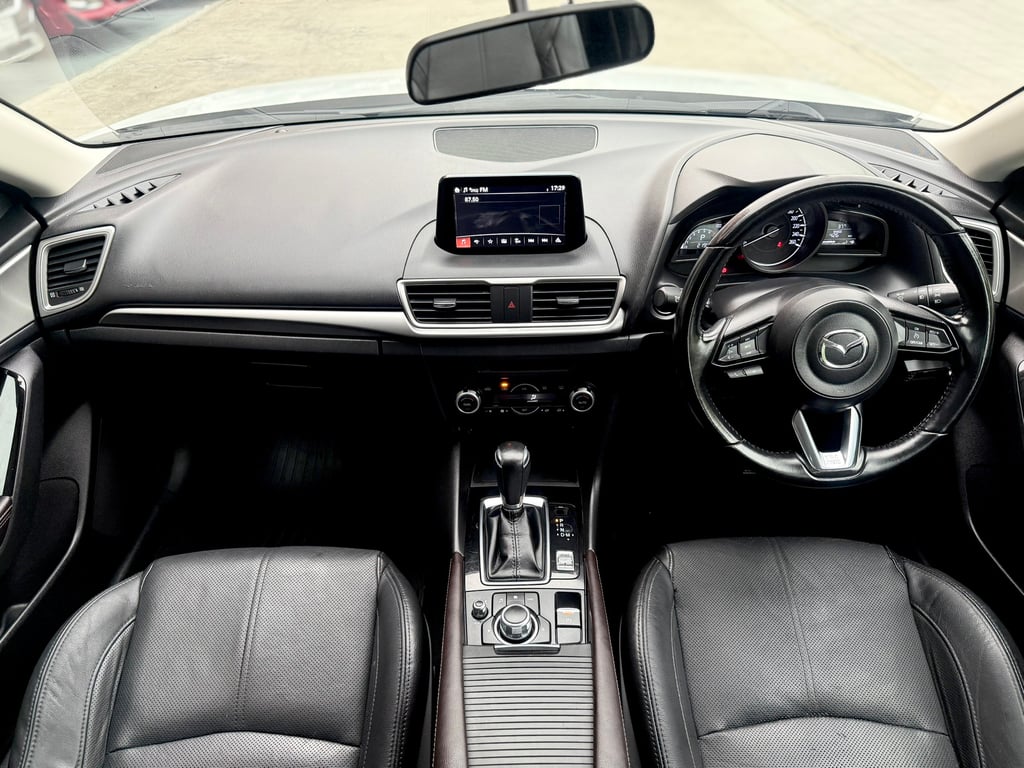 Mazda3 Skyactiv 2.0 Sport มือเดียว รุ่นไมเนอร์เช้นจ์
