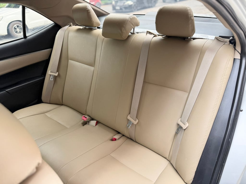 Altis 1.6G Dual vvti Top ไมเนอร์เช้นจ์ รถบ้าน ไม่ใช่อดีตเเท็กซี่