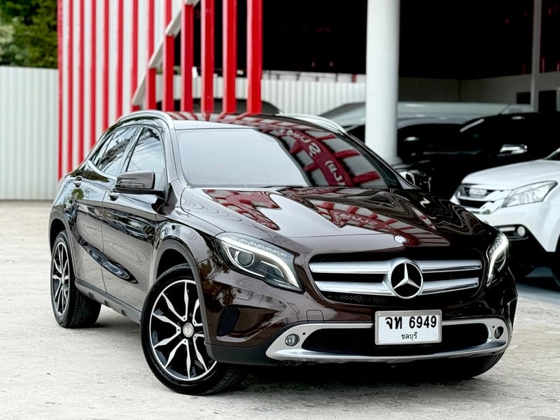 GLA 200 1.6 Turbo ไม่เคยชน เดิมบาง น็อตไม่ขยับ