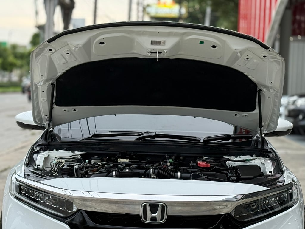 Honda Accord 1.5Turbo EL มือเดียว เช็คศูนย์ตลอด สวยมีเสน่ห์