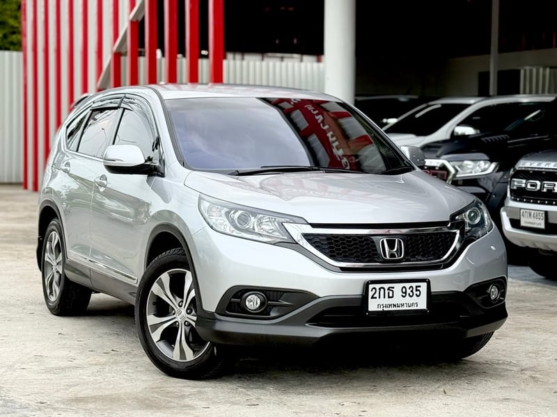 CRV 2.0E 4WD สภาพสวย ไม่เคยชนเลย ดูแลถึง พร้อมใช้