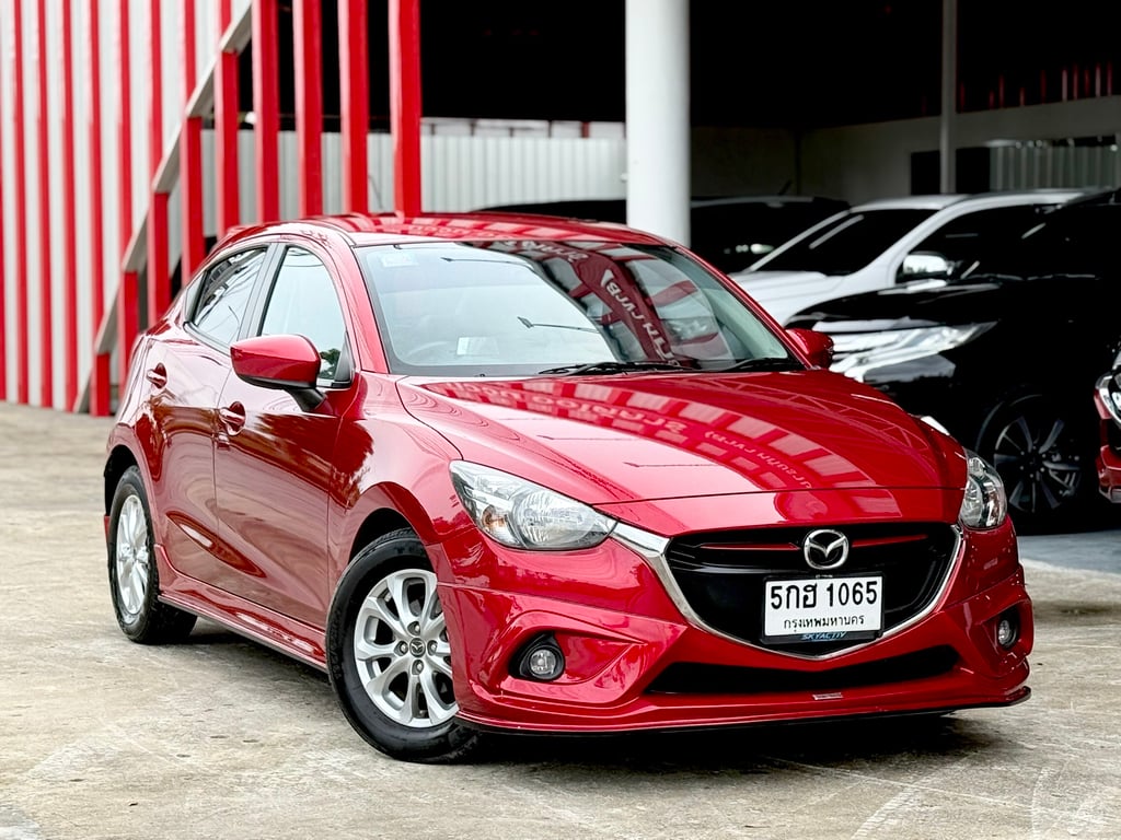 Mazda 2 Skyactiv 1.3 High Plus Topสุด มือเดียว ไม่เคยชน