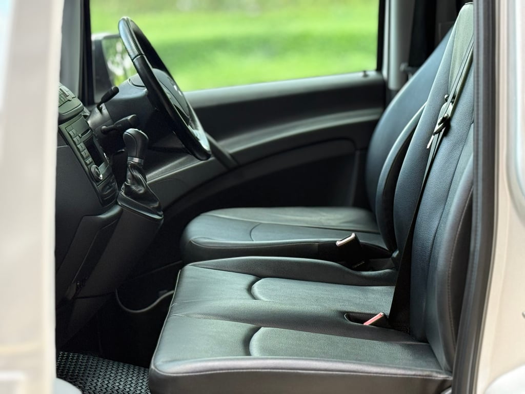 Benz Vito 115CDI Long มือเดียว ดีเซล 11ที่นั่งถูกต้อง