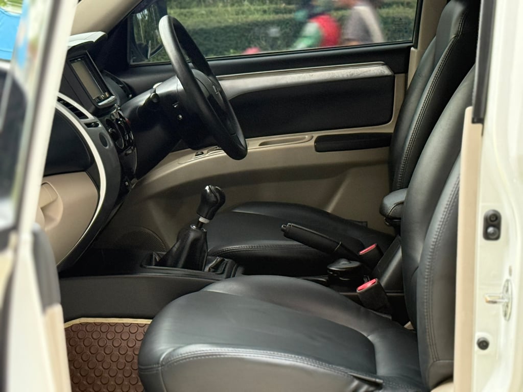 Pajero 2.4MT มือเดียว มีแอร์ราว น้ำมัน+LPG โดนัท