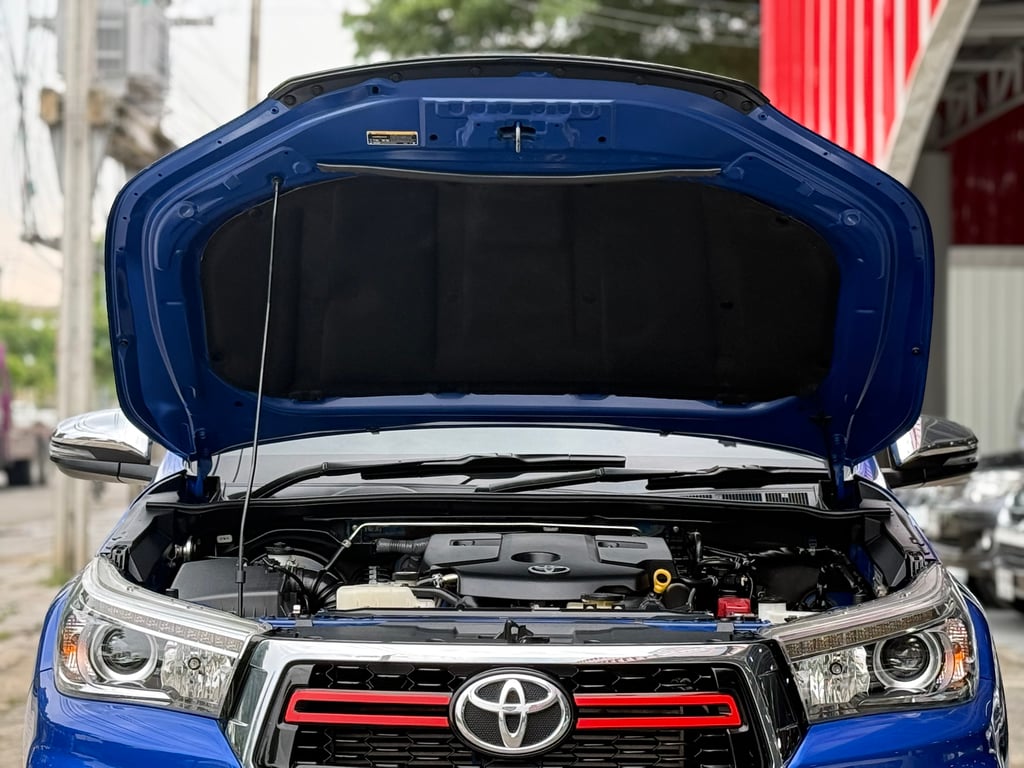 Toyota Revo 2.4E Prerunner มือเดียว เกียร์ออโต้ ไมล์น้อย Toyota Revo 2.4E Prerunner มือเดียว เกียร์ออโต้ ไมล์น้อย