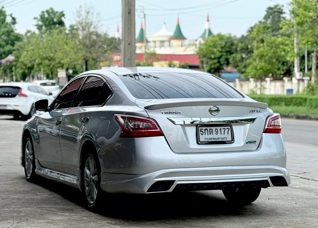 Teana 2.0XL (L33) สวยมีเสน่ห์ ขับดีมาก ชุดแต่งรอบคันครบ