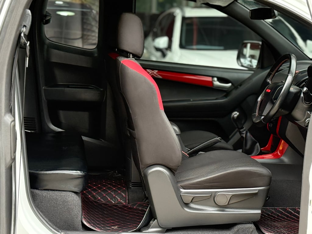 Isuzu Dmax 2.5 X-Series มือเดียว x-series แท้ ใช้น้อยมาก