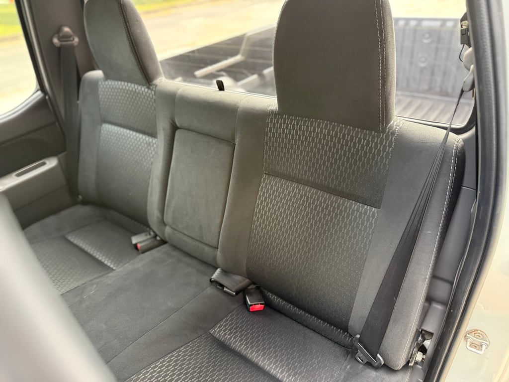 Ford Ranger 2.5 MT Hi-Rider มือเดียว 4ประตู สภาพสมบูรณ์