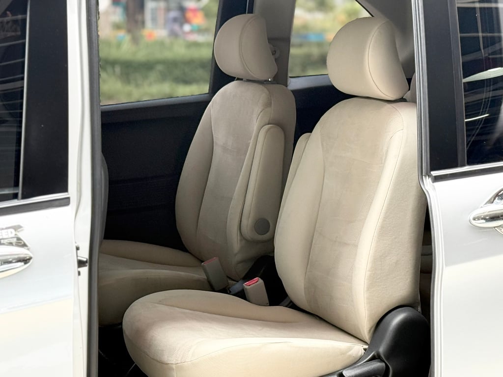 Freed 1.5SE Topสุด ประตูสไลด์ไฟฟ้า แอร์ออโต้ ฟรีดาวน์