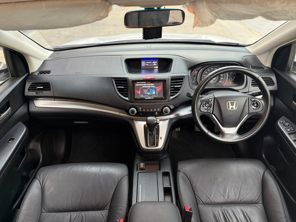 CRV 2.0S 2WD (G4) มือเดียว ใช้ถนอม เข้าศูนย์ตลอด