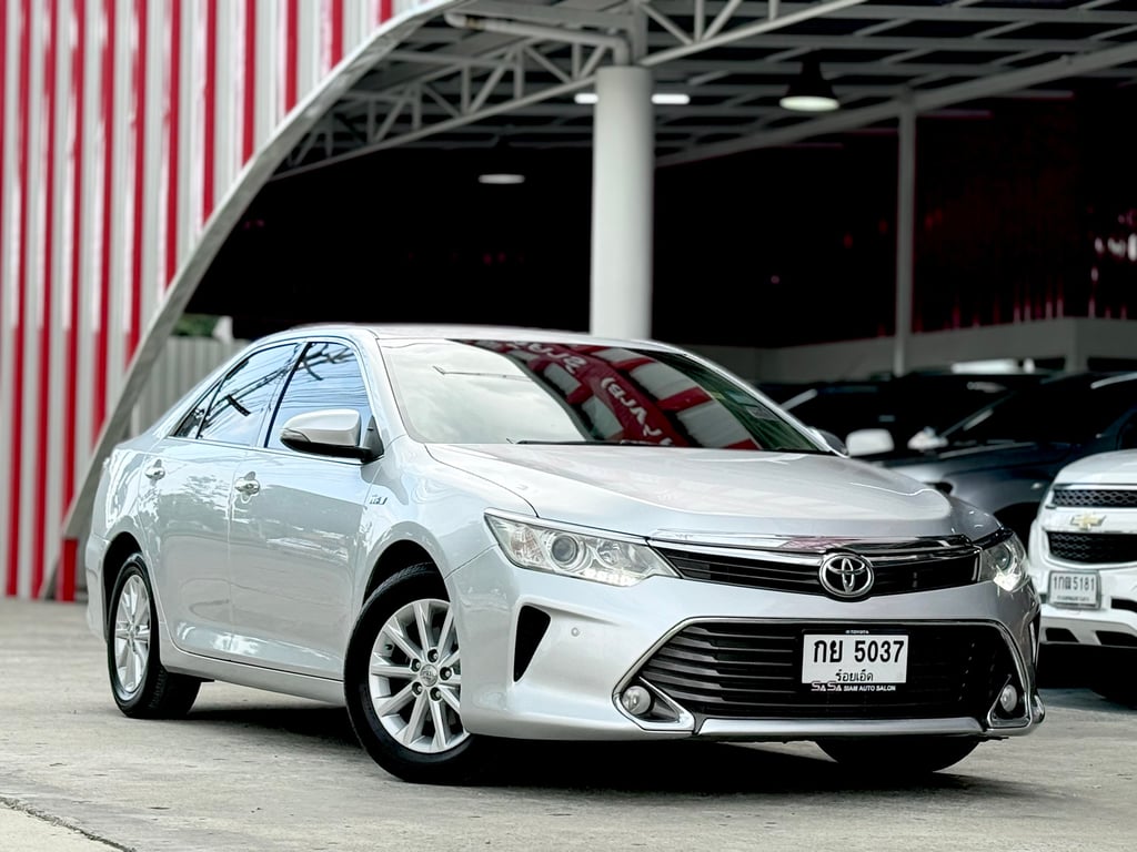 Camry 2.0G D4S โฉมไมเนอร์เช้นจ์ สวยมีเสน่ห์