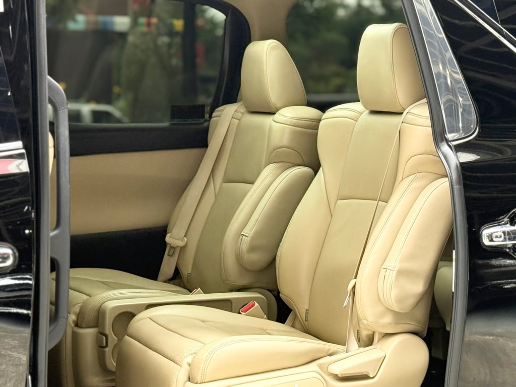 Toyota Alphard 2.5 Hybrid X E-Four ขับ4WD มือเดียว