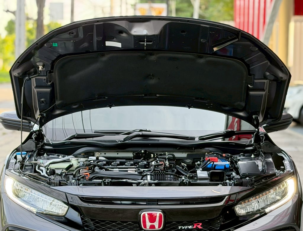 Honda Civic FK 1.5Turbo ท่อ Akapovic ยกเส้น แม็กยางใหม่พึ่งใส่ Honda Civic FK 1.5Turbo ท่อ Akapovic ยกเส้น แม็กยางใหม่พึ่งใส่