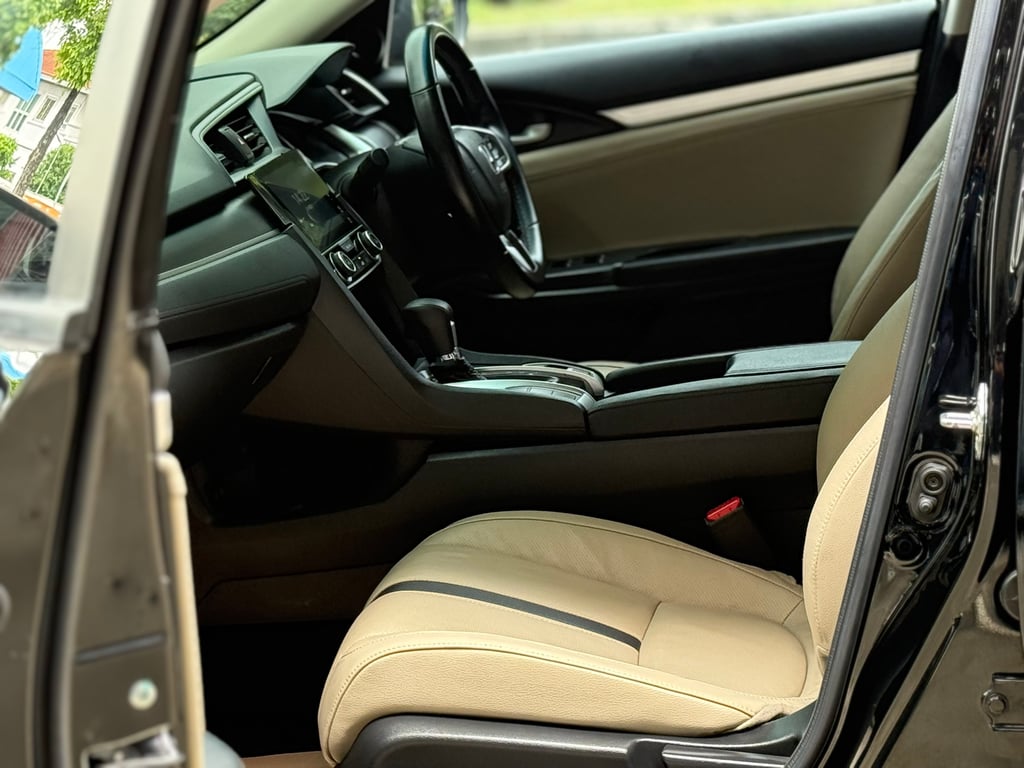 Honda Civic FC 1.8EL มือเดียว ไม่เคยชน แม็ก+ยางใหม่ๆพึ่งใส่