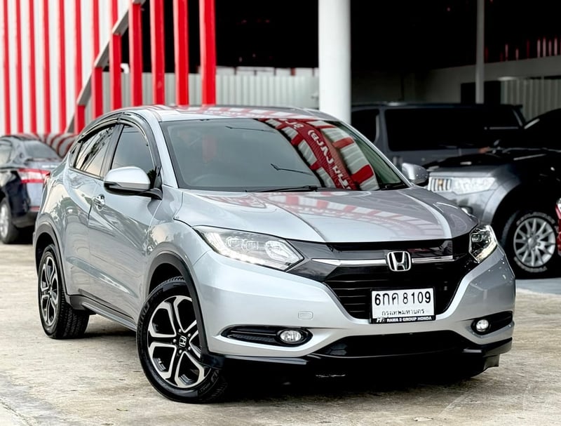 HRV 1.8E Limited น็อตไม่ขยับ ไม่เคยชน ตัวเบาะปรับไฟฟ้า