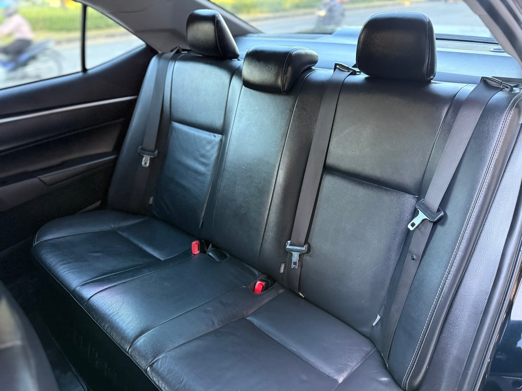 Toyota Altis 1.8 ESport รถสวยเดิม ไมเนอร์เช้นจ์แล้ว(ตัวสุดท้าย) Toyota Altis 1.8 ESport รถสวยเดิม ไมเนอร์เช้นจ์แล้ว(ตัวสุดท้าย)