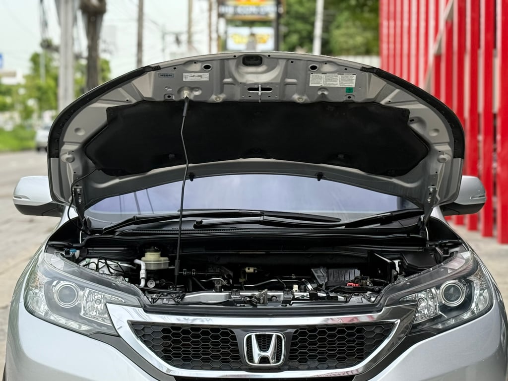 CRV 2.0E 4WD สภาพสวย ไม่เคยชนเลย ดูแลถึง พร้อมใช้ CRV 2.0E 4WD สภาพสวย ไม่เคยชนเลย ดูแลถึง พร้อมใช้