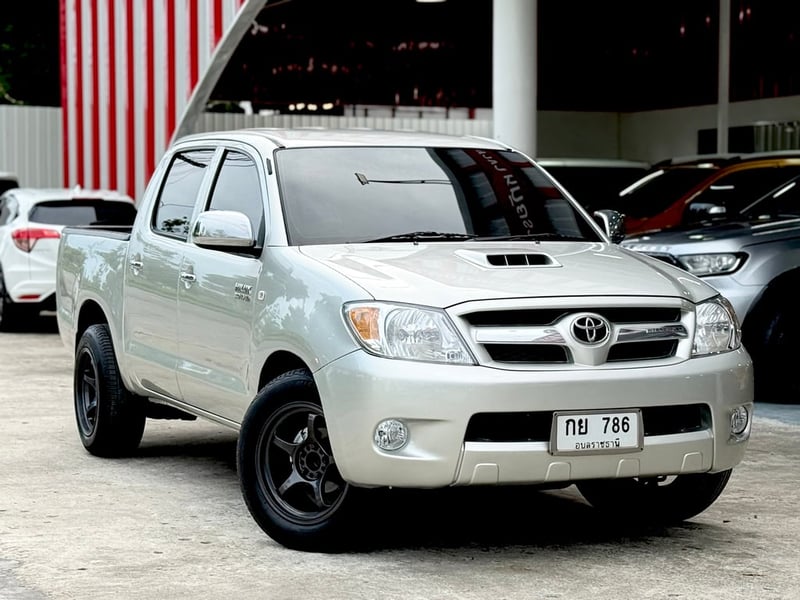 Toyota Vigo 3.0G 4ประตูตัวเตี้ย สี บอดี้ คัสซีสวยไม่มีผุ