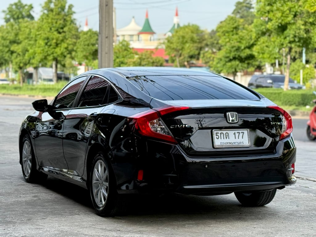Honda Civic FC 1.8E มือเดียว เช็คศูนย์ตลอด สภาพสมบูรณ์