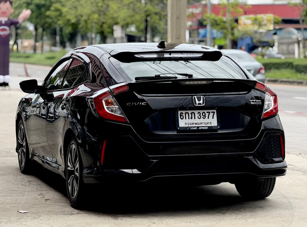 Civic FK 1.5Turbo มือเดียว ไม่เคยชน สวยจัด พร้อมใช้ Civic FK 1.5Turbo มือเดียว ไม่เคยชน สวยจัด พร้อมใช้