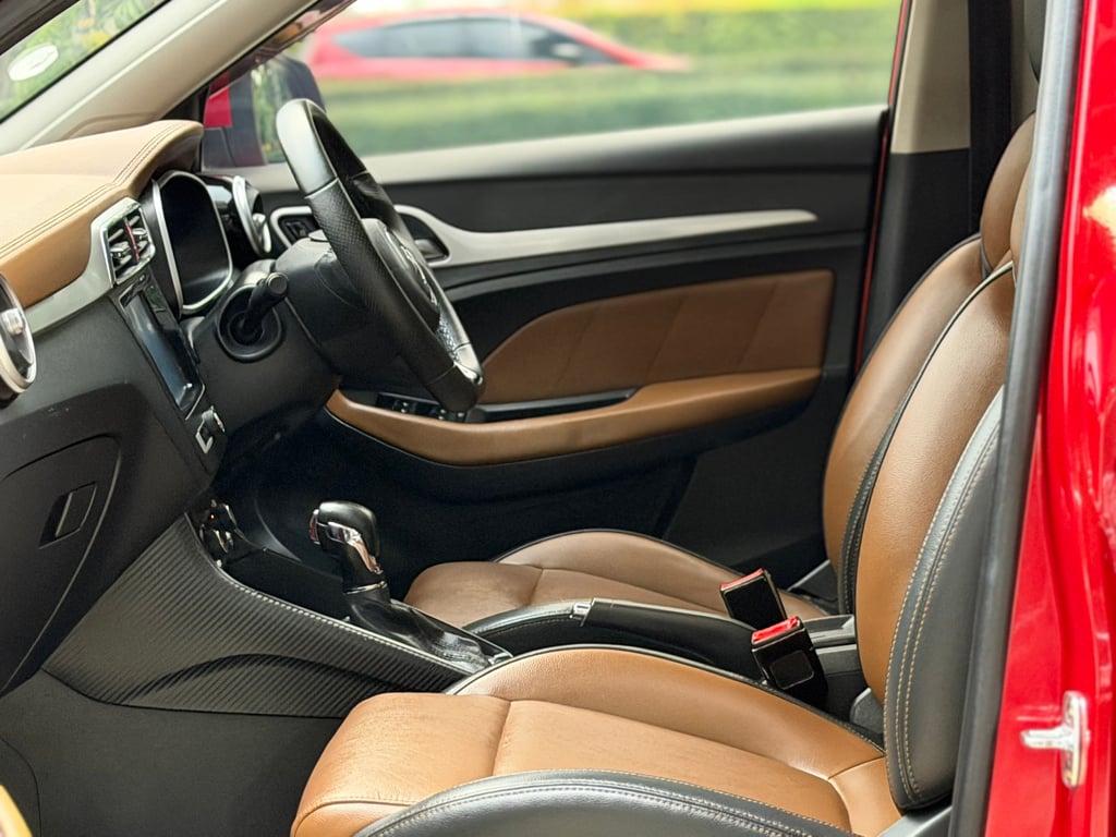 MG ZS 1.5D ไมล์น้อย มือเดียว เช็คศูนย์ตลอด ไม่เคยชน MG ZS 1.5D ไมล์น้อย มือเดียว เช็คศูนย์ตลอด ไม่เคยชน