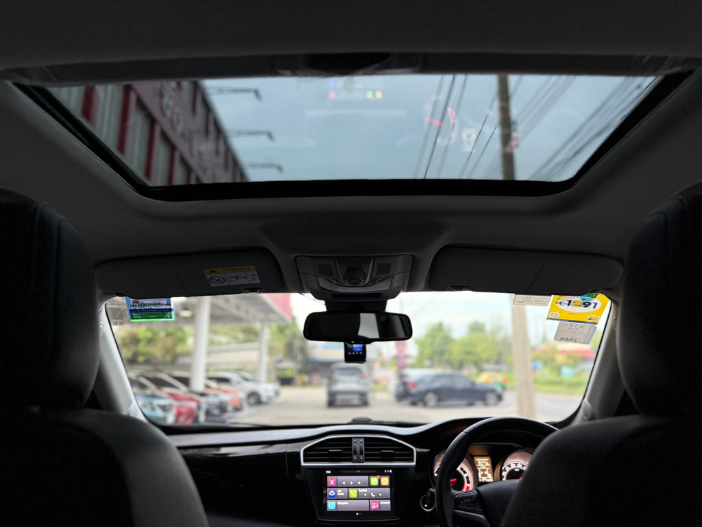 MG GS 1.5TX Top Sunroof มือเดียว ผู้หญิงใช้ เช็คศูนย์ตลอด MG GS 1.5TX Top Sunroof มือเดียว ผู้หญิงใช้ เช็คศูนย์ตลอด