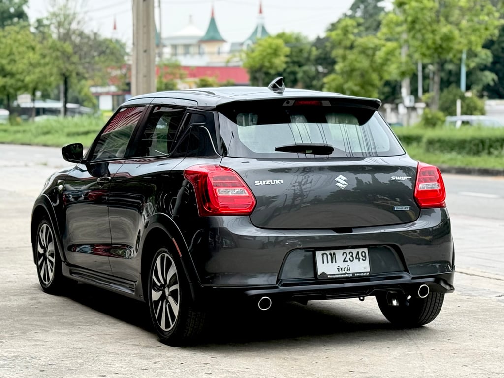 Suzuki Swift 1.2GL Sports Edition รุ่นแต่งพิเศษจากศูนย์ Suzuki Swift 1.2GL Sports Edition รุ่นแต่งพิเศษจากศูนย์